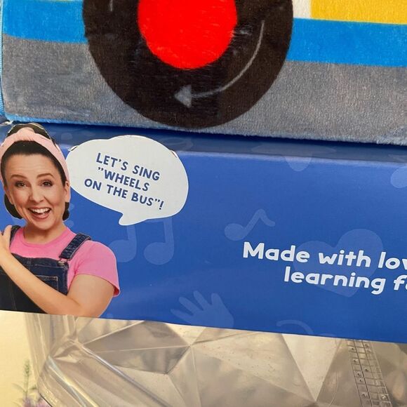 Ms. Rachel Tummy Time Activity Bus - Picture 7 of 11